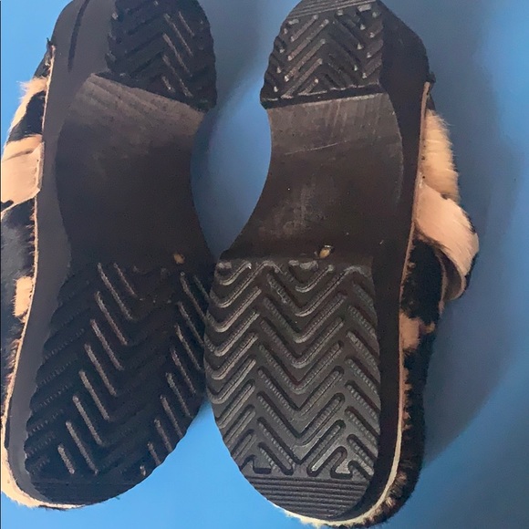 Clogs - Picture 2 of 3